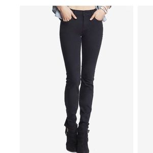 Black skinny jeans